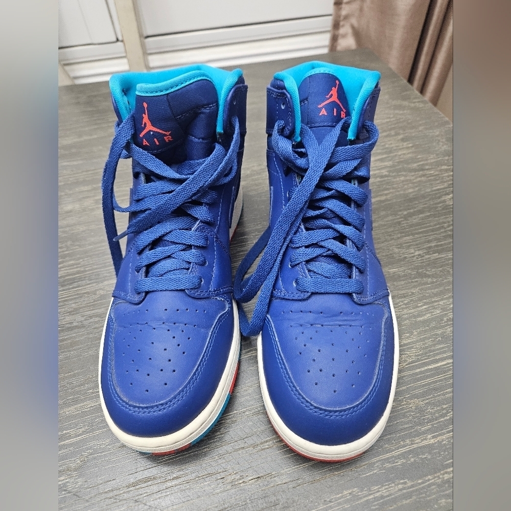 Air Jordan 1 Retro High Deep Royal Blue Kids High-Top Sneakers BOYS size 6.5